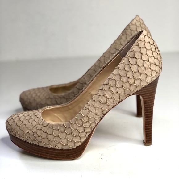 Calvin Klein Kendall fish skin textured scaly stilettos platform tan beige sand - Picture 4 of 13